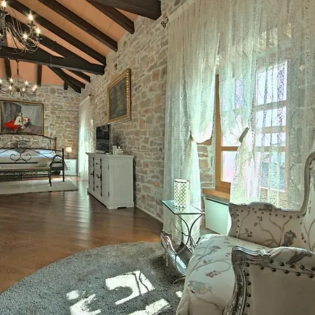 Vila San Niccolo 2 Vilanija