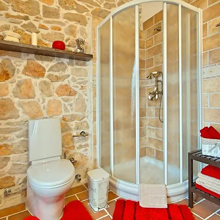 San Niccolo 2 * Vilanija