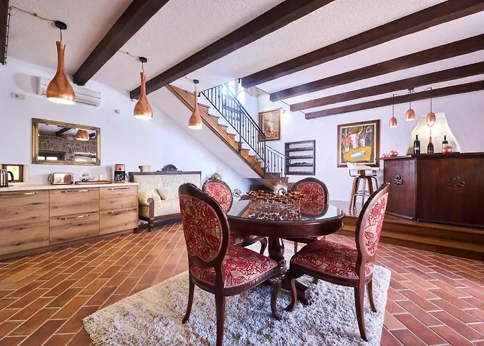 San Niccolo 2 Vilanija